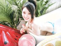 隱藏版瘋狂抖奶『俄羅斯公主』超性感比基尼 最後還是脫光光 濕身後的性感 高清[JVID]